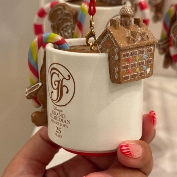 NWT Disney Grand Floridian Resort Gingerbread House Hot Cocoa Mug Ornament 2024 - Picture 4 of 10